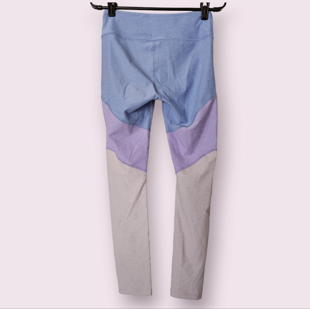 OUTDOOR VOICES | Color Block Legging - Picture 3 of 12